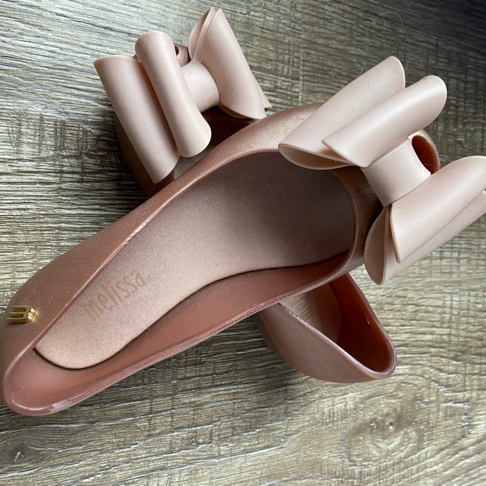 Mini Melissa size 11 girls ballet flat style dress shoes